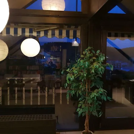 Schoenes Haus 힐헨바흐
