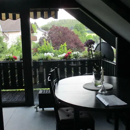 Schoenes Haus Apartment *
